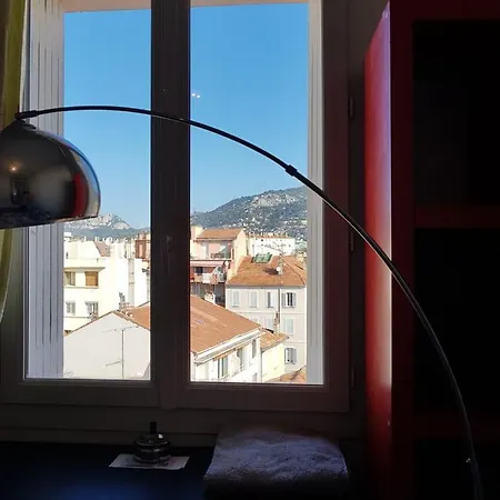 Privee Vue Montagne Dans Un Pour 2 Personnes בית הארחה טולון